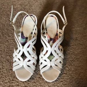 White Madden Girl Wedges Size 9